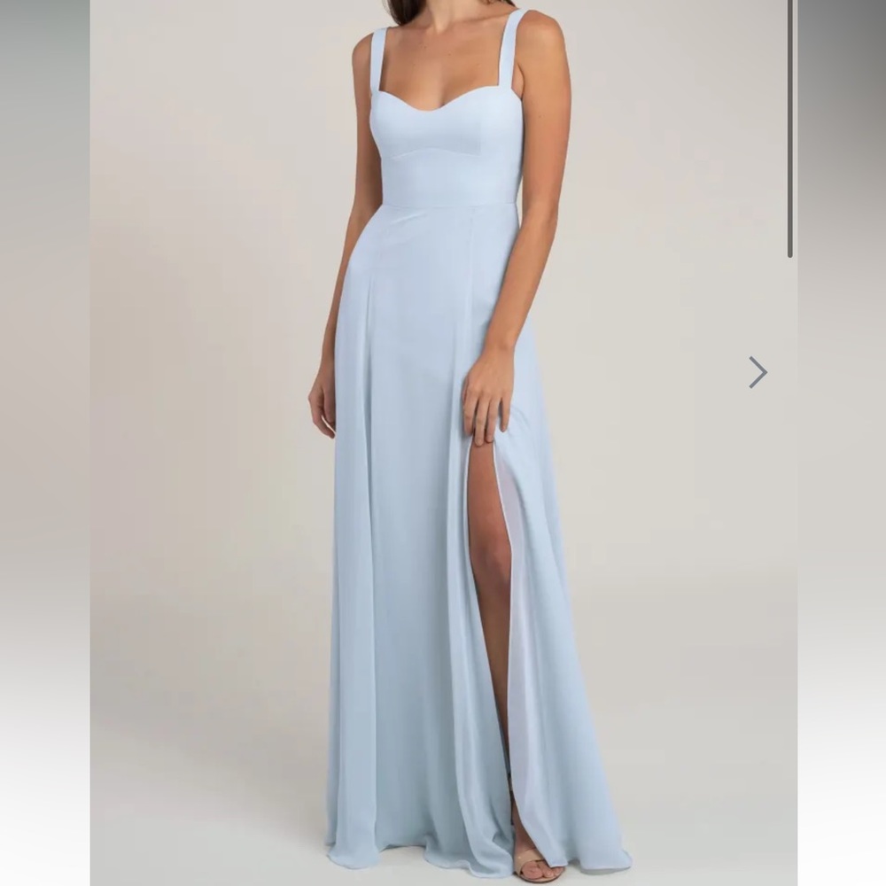 Elegant Light Blue Sleeveless Dress